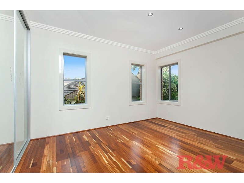 31A Hugh Avenue, Peakhurst NSW 2210