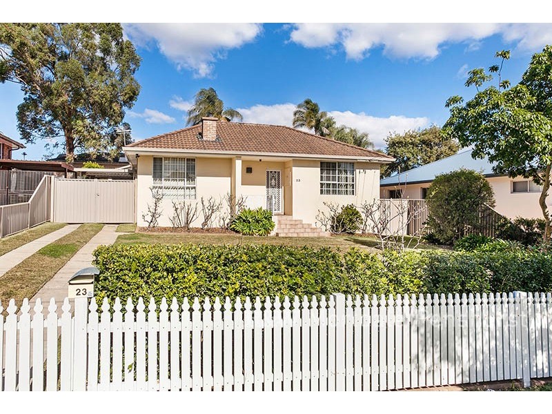 23 Arnold Street, Peakhurst NSW 2210