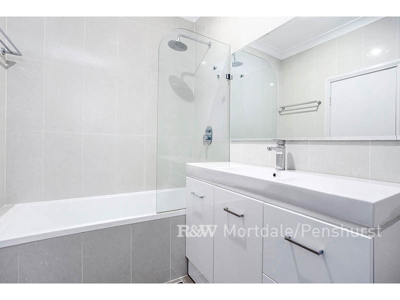 23 Arnold Street, Peakhurst NSW 2210