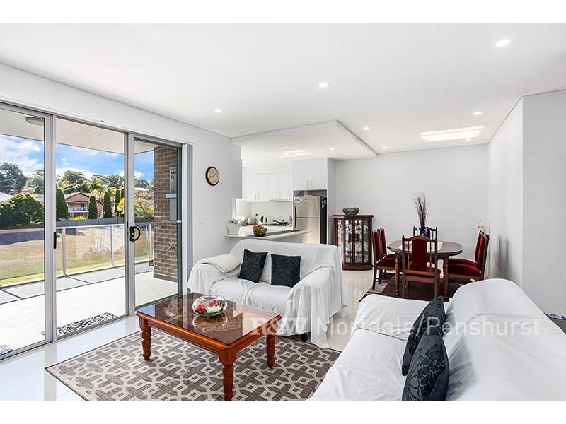 4/6-8 Peake Parade, Peakhurst NSW 2210