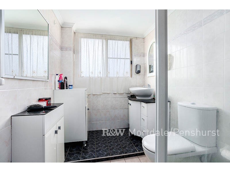 6/34-38 Graham Road, Narwee NSW 2209