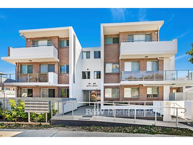 5/38-40 Gover Street, Peakhurst NSW 2210