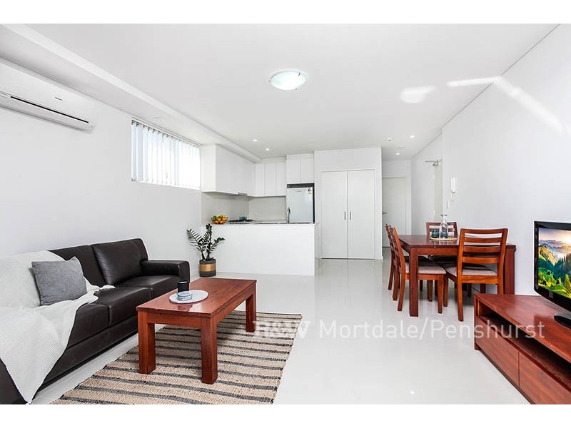 15/34-36 Gover Street, Peakhurst NSW 2210