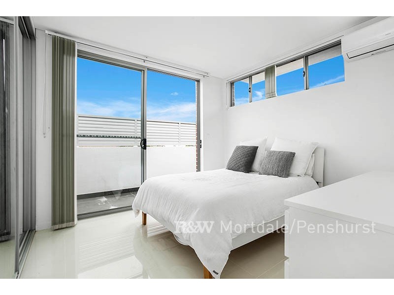 15/34-36 Gover Street, Peakhurst NSW 2210