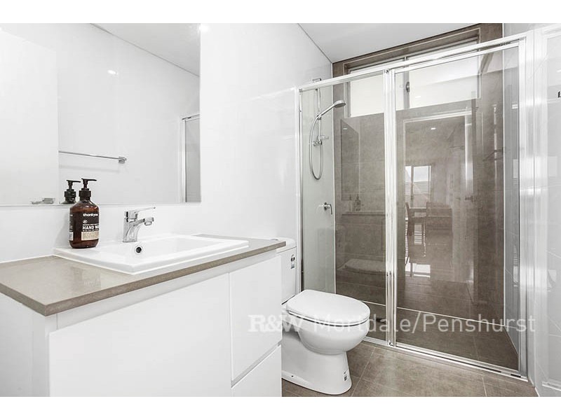 15/34-36 Gover Street, Peakhurst NSW 2210