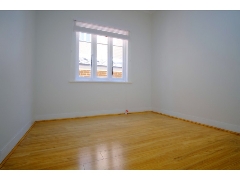 11 Universal Street, Mortdale NSW 2223