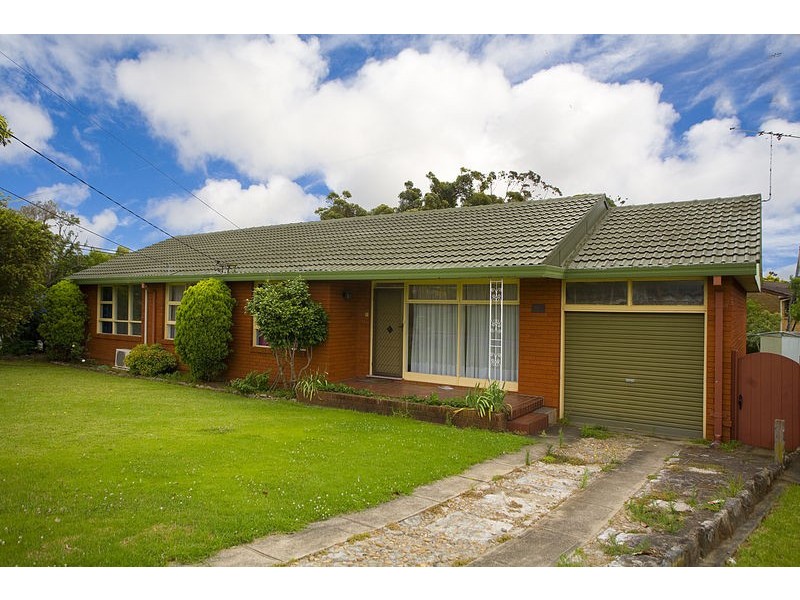 19 Whitegates Avenue, Peakhurst Heights NSW 2210