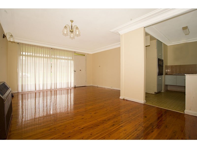 19 Whitegates Avenue, Peakhurst Heights NSW 2210