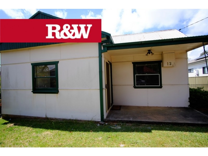 12 Anderson Road, Mortdale NSW 2223