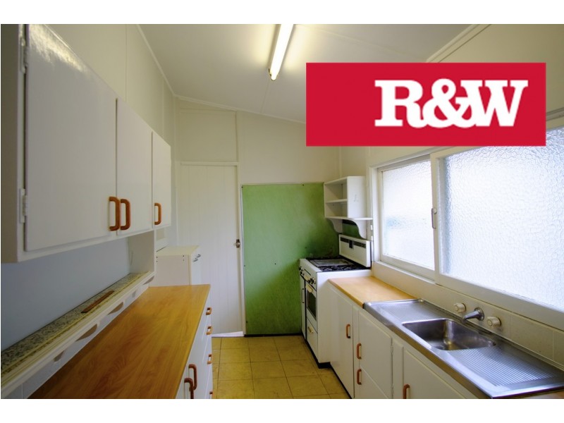 12 Anderson Road, Mortdale NSW 2223