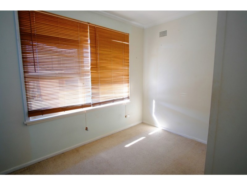 14 Berkeley St, Peakhurst Heights NSW 2210