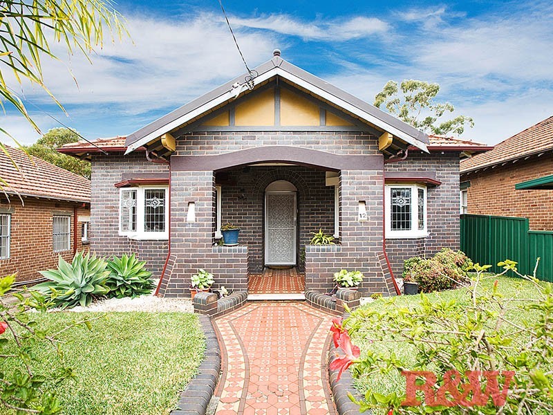 12 Rosemont Avenue, Mortdale NSW 2223