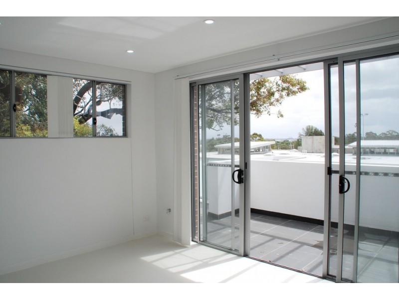 9/34-36 Gover Street, Peakhurst NSW 2210