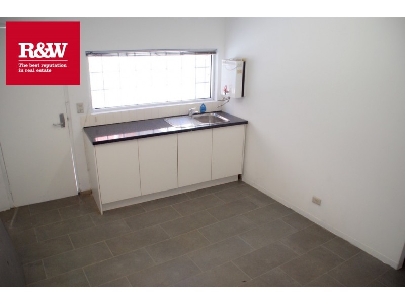 10 and11/108 Boundary Road, Peakhurst NSW 2210