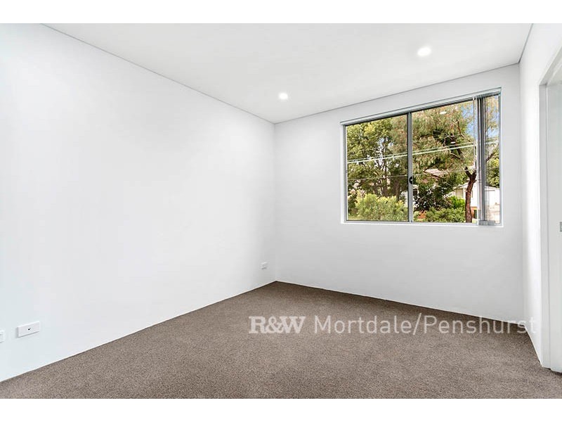 11/39-41 Trafalgar Street, Peakhurst NSW 2210