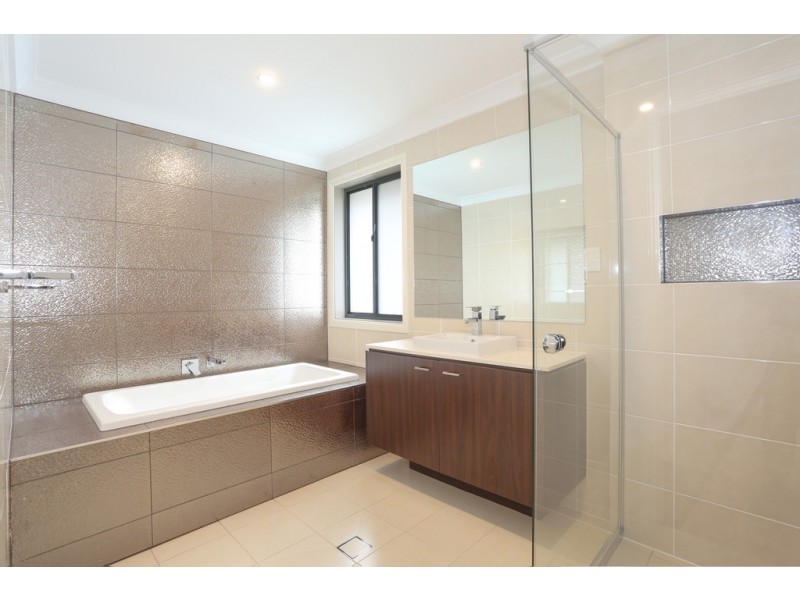 51 Pindari Road, Peakhurst Heights NSW 2210