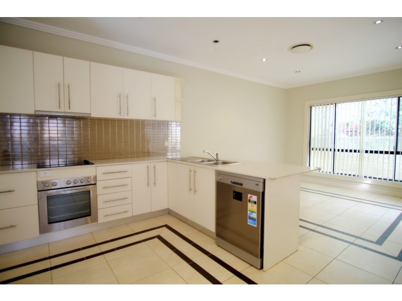 3 Johnstone Street, Peakhurst NSW 2210