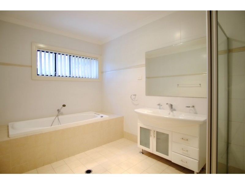 3 Johnstone Street, Peakhurst NSW 2210