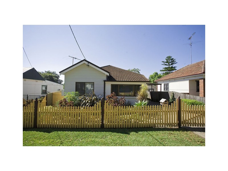 10 Anderson Road, Mortdale NSW 2223