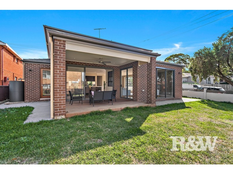 51 Pindari Road, Peakhurst Heights NSW 2210