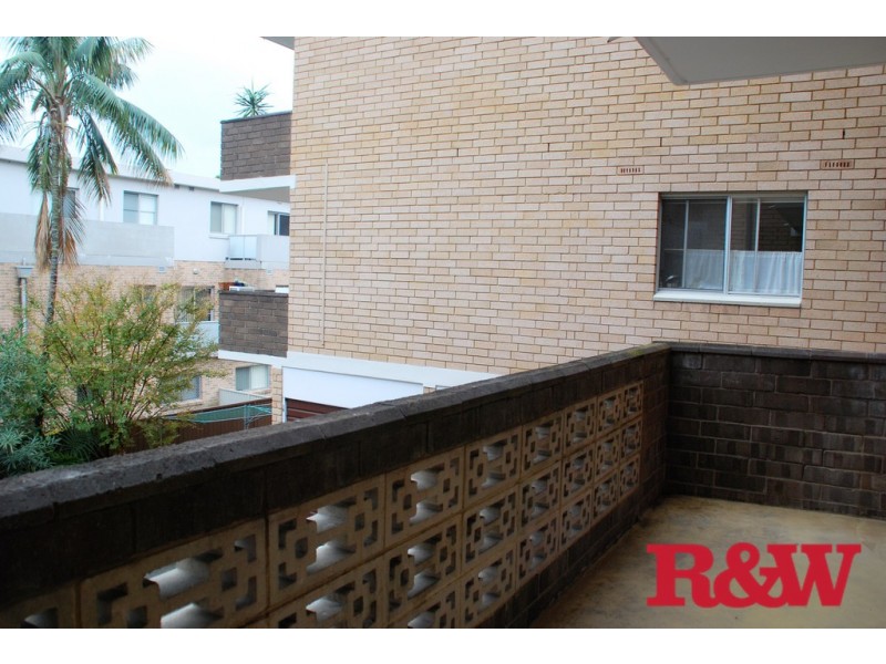 3 /84 – 88 Pitt Street, Mortdale NSW 2223