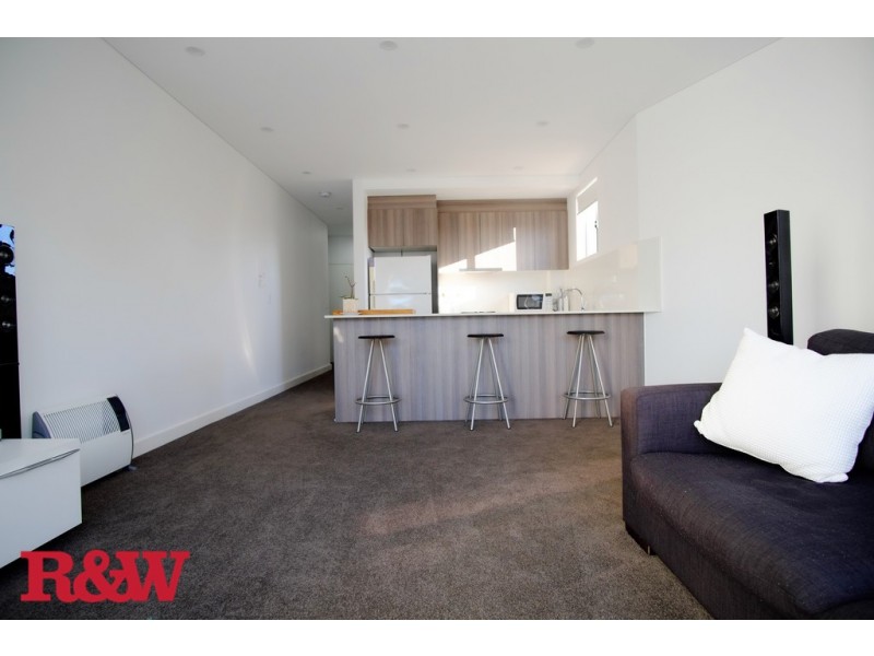 8/22-24 Gover Street, Peakhurst NSW 2210