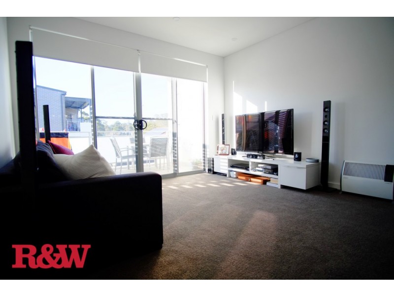 8/22-24 Gover Street, Peakhurst NSW 2210