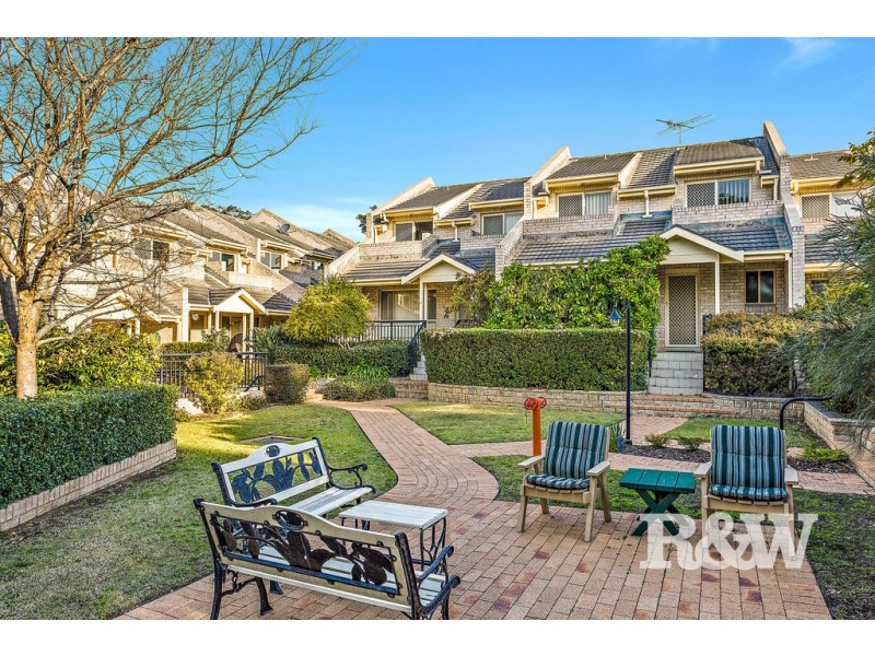 7/837 Henry Lawson Drive, Picnic Point NSW 2213