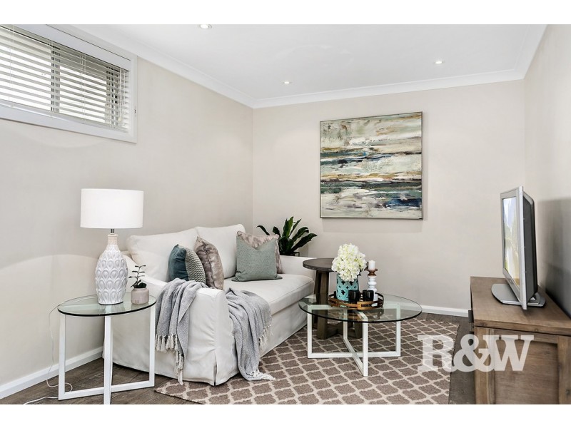 4 Byron Street, Peakhurst Heights NSW 2210