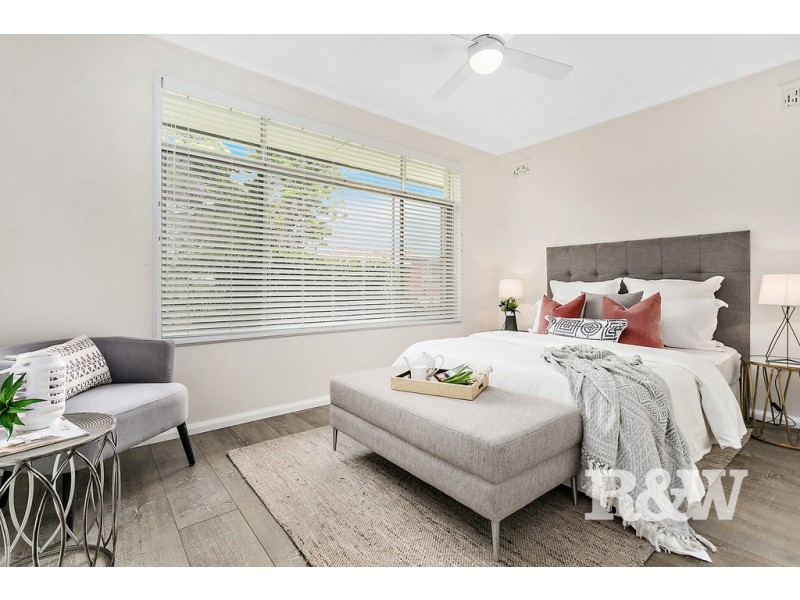 4 Byron Street, Peakhurst Heights NSW 2210