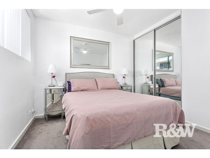 12/3-7 Gover Street, Peakhurst NSW 2210