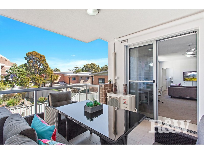 12/3-7 Gover Street, Peakhurst NSW 2210