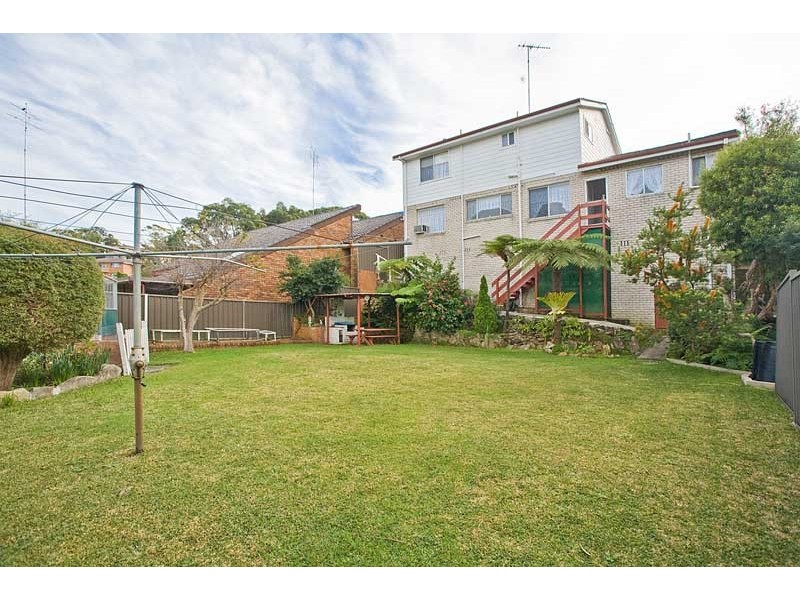 13 Elm Street, Lugarno NSW 2210