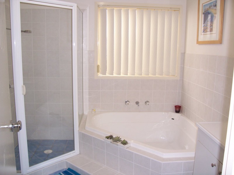 16A Peace Avenue, Peakhurst Heights NSW 2210