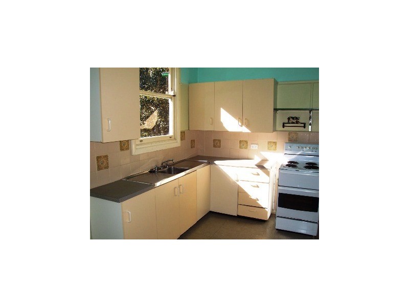 9 Peace Avenue, Peakhurst Heights NSW 2210