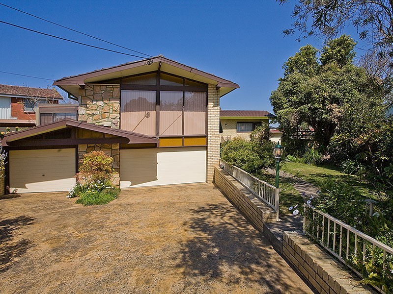 8 Akoonah Place, Peakhurst Heights NSW 2210