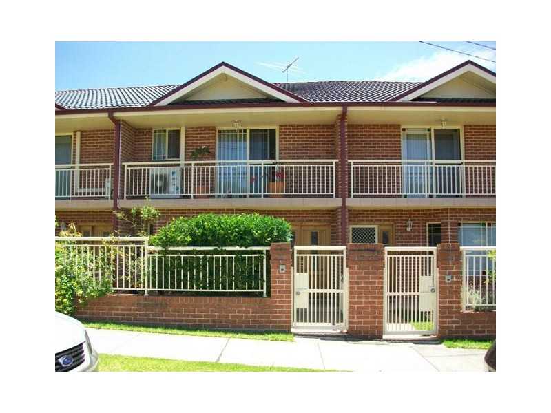 2/39 Queensbury Road, Penshurst NSW 2222