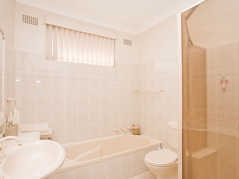 8 Mountbatten Street, Oatley NSW 2223