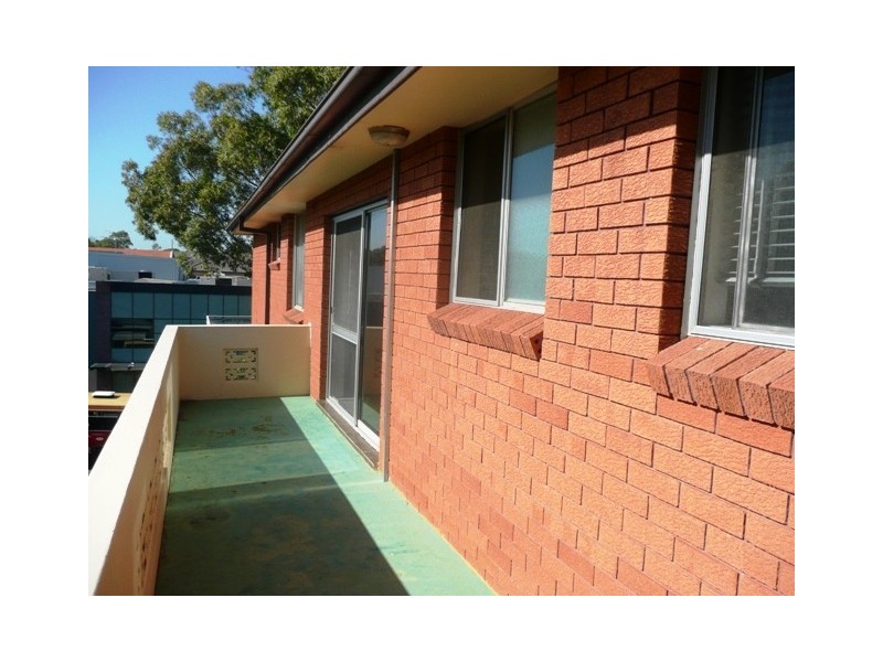 8/24a Macquarie, Mortdale NSW 2223