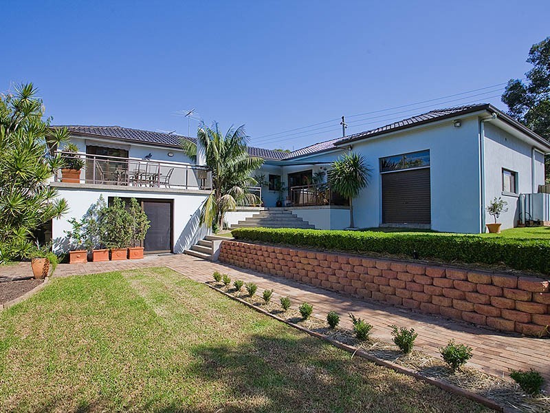 109 Lorraine Street, Peakhurst Heights NSW 2210