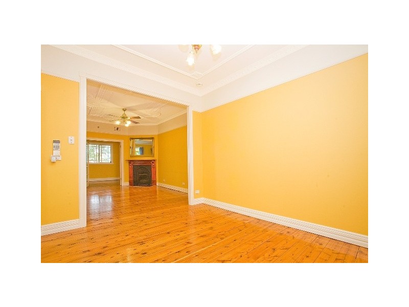 21 Anderson Road, Mortdale NSW 2223