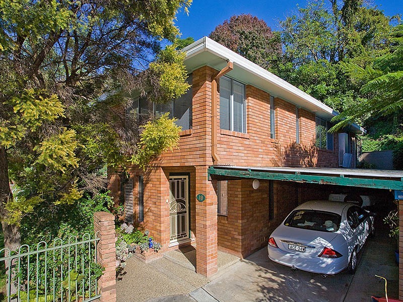 19 Pamela Avenue, Peakhurst Heights NSW 2210