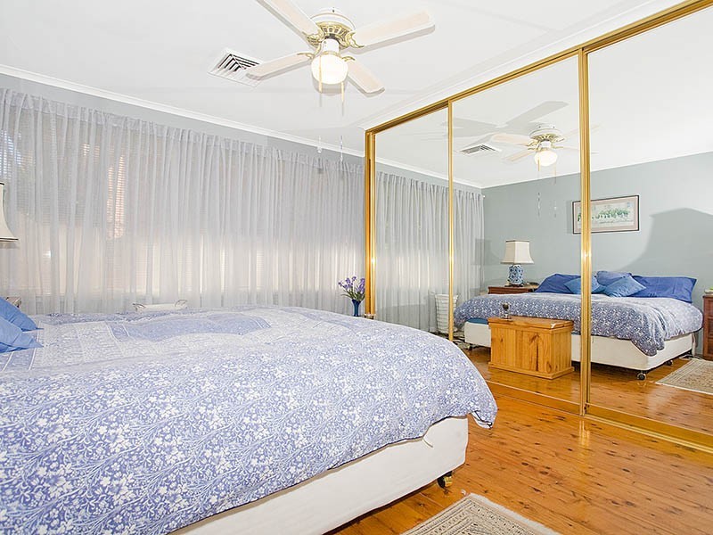 19 Pamela Avenue, Peakhurst Heights NSW 2210