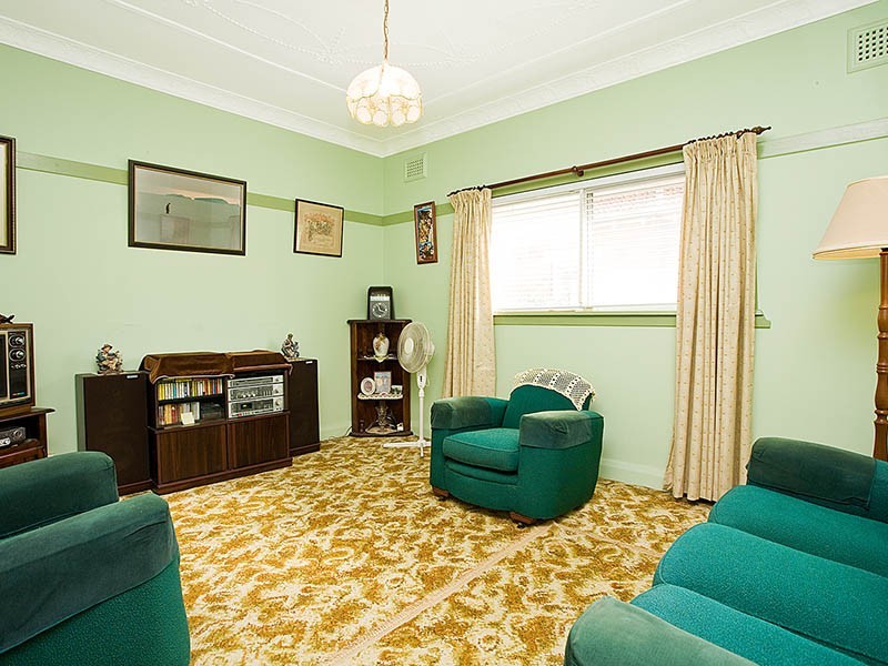 19  Waitara Parade, Hurstville Grove NSW 2220