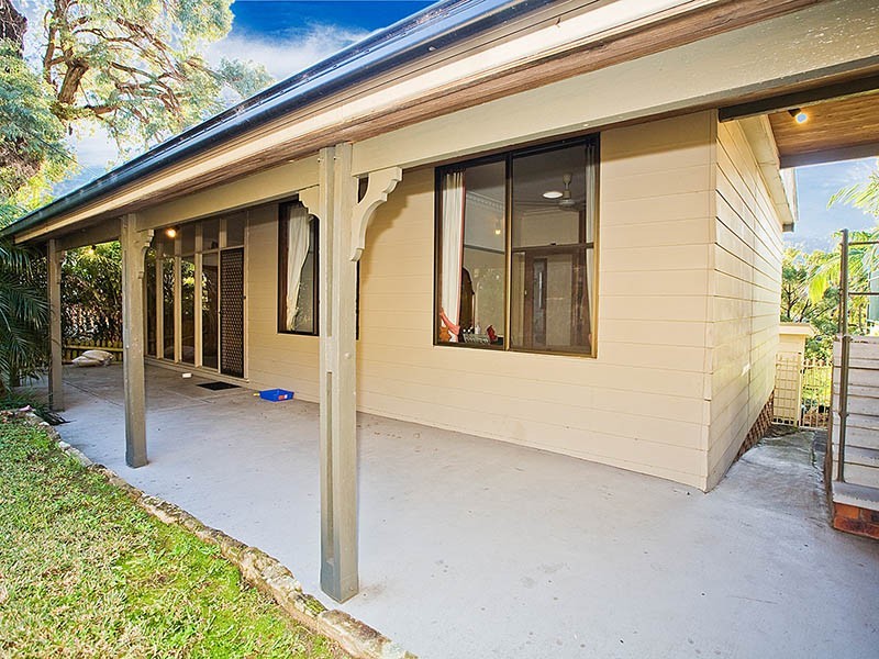 20 Allwood Crescent, Lugarno NSW 2210