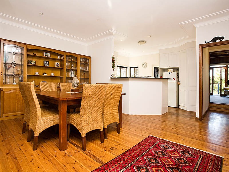 20 Allwood Crescent, Lugarno NSW 2210