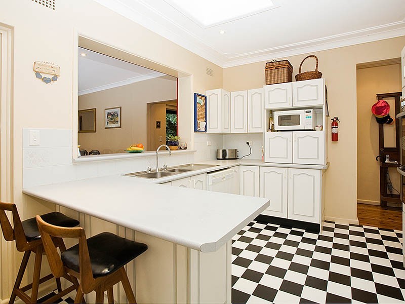 140 Rosa Street, Oatley NSW 2223