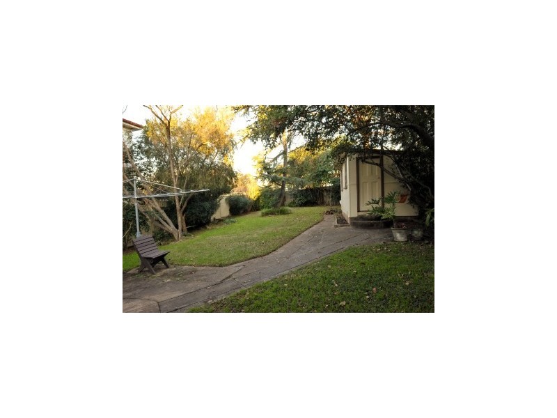 45 Meadowland Road, Peakhurst NSW 2210