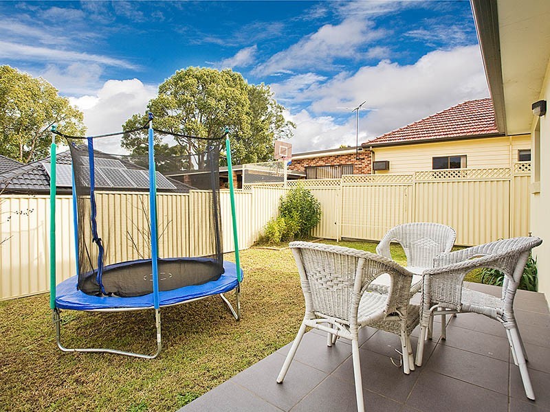 5/13-15 Amy Road, Peakhurst NSW 2210