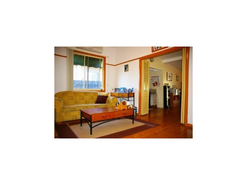 6 Scott Street, Mortdale NSW 2223